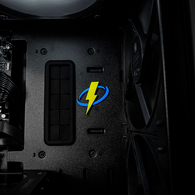 PCRB001 - Equipo AMD Ryzen 7 9800X3D + 32GB (2 X 16GB) + GeForce RTX 5070 Ti 