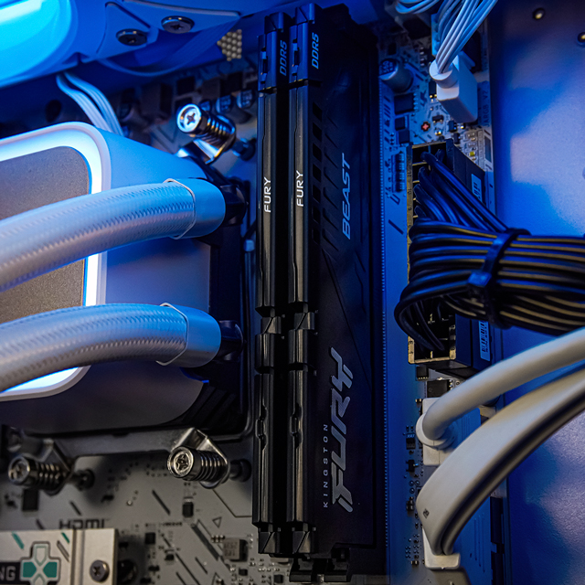 PCRA997 - Equipo AMD Ryzen 7 7800X3D + 32GB - 2 x 16GB + GeForce RTX 5070