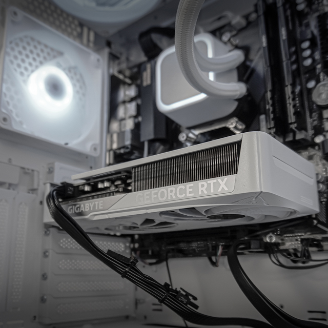 PCRB009 - Equipo AMD Ryzen 7 5700X + 32GB (2X16GB) + GeForce RTX 5060 Ti