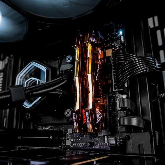 PCRB018 - EQUIPO AMD Ryzen 7 7800X3D + 32GB (2x16GB) + Geforce RTX 5070 (6 MESES SIN INTERESES)