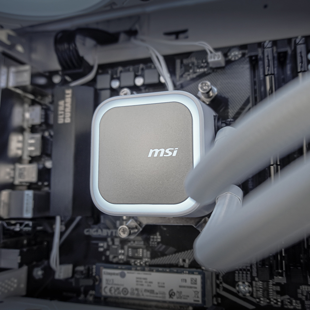 PCRA990 - Equipo AMD Ryzen 5 5500 + 32GB (2 X 16GB) + GeForce RTX 5060 Ti